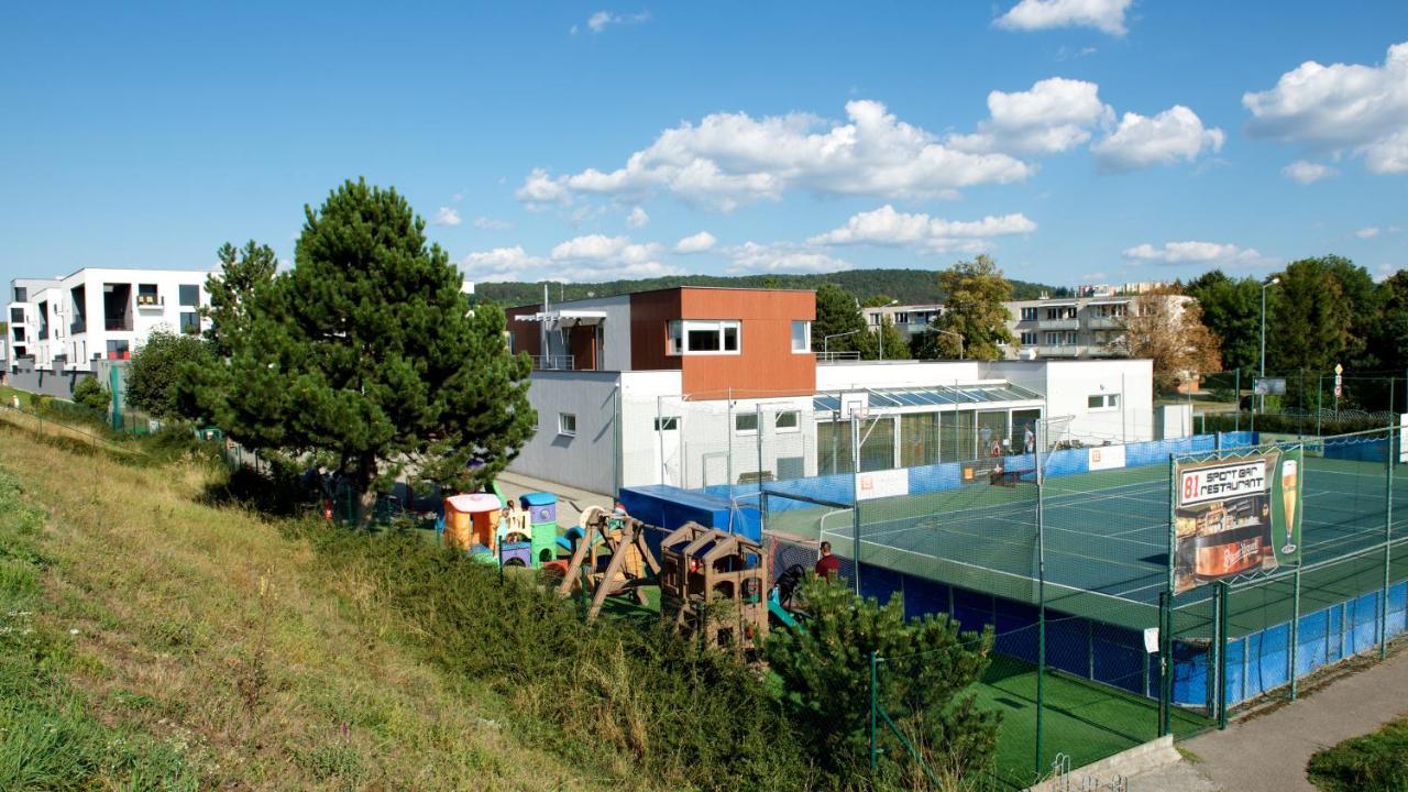Apartman Greenbay Golf Тренчин Экстерьер фото