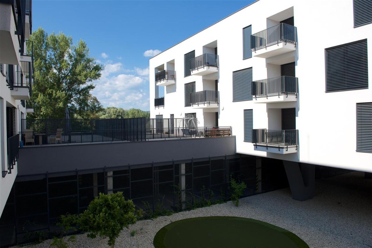 Apartman Greenbay Golf Тренчин Экстерьер фото