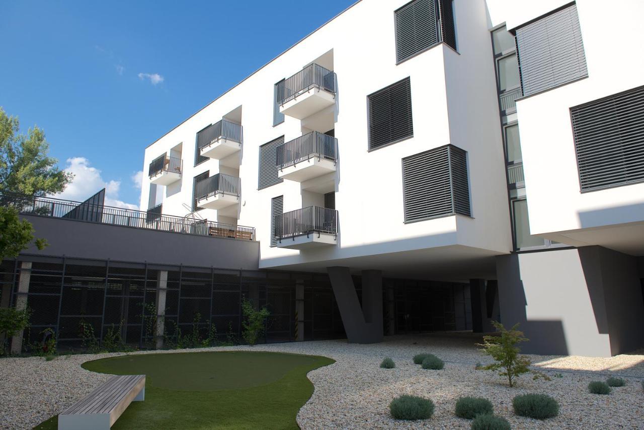 Apartman Greenbay Golf Тренчин Экстерьер фото